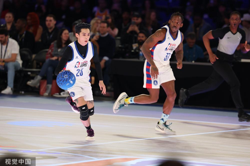 将双方拖入 将双方拖入