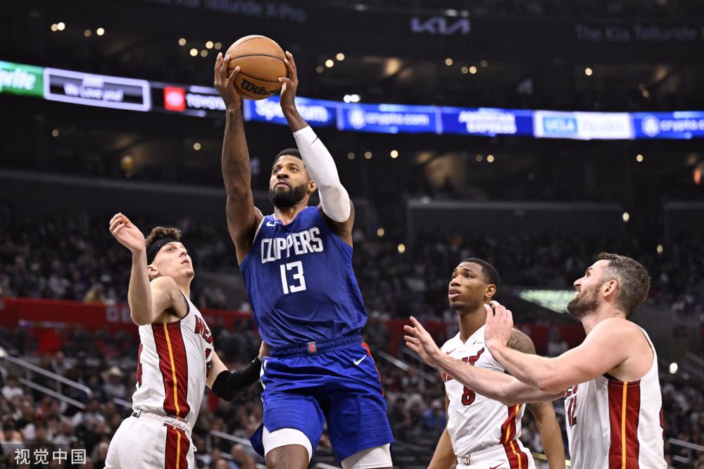 他在前场通 他在前场通