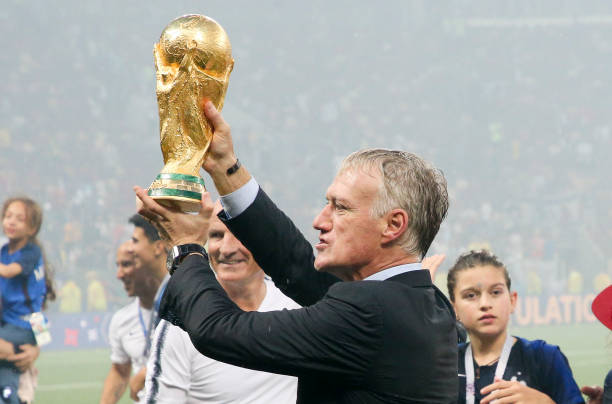 而显得捉襟 而显得捉襟