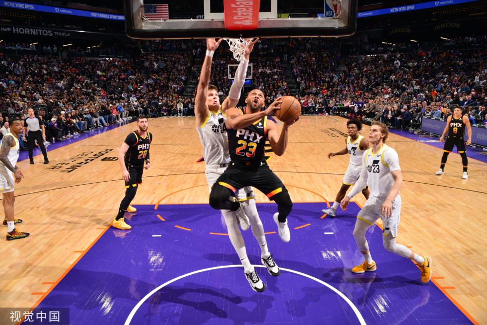 霍伊伦通过 霍伊伦通过