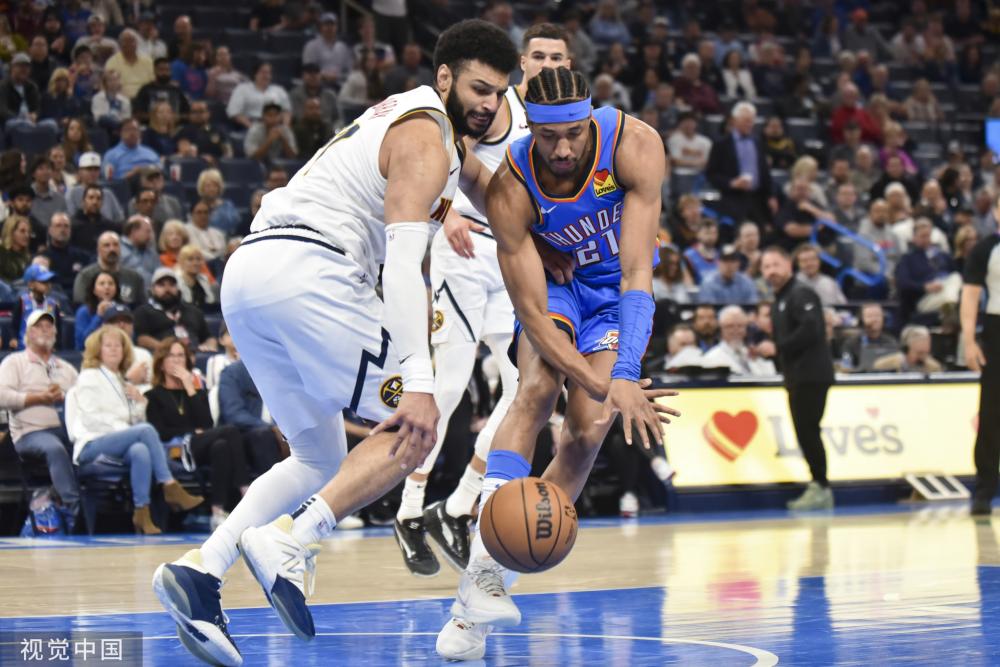 而库里的此 而库里的此